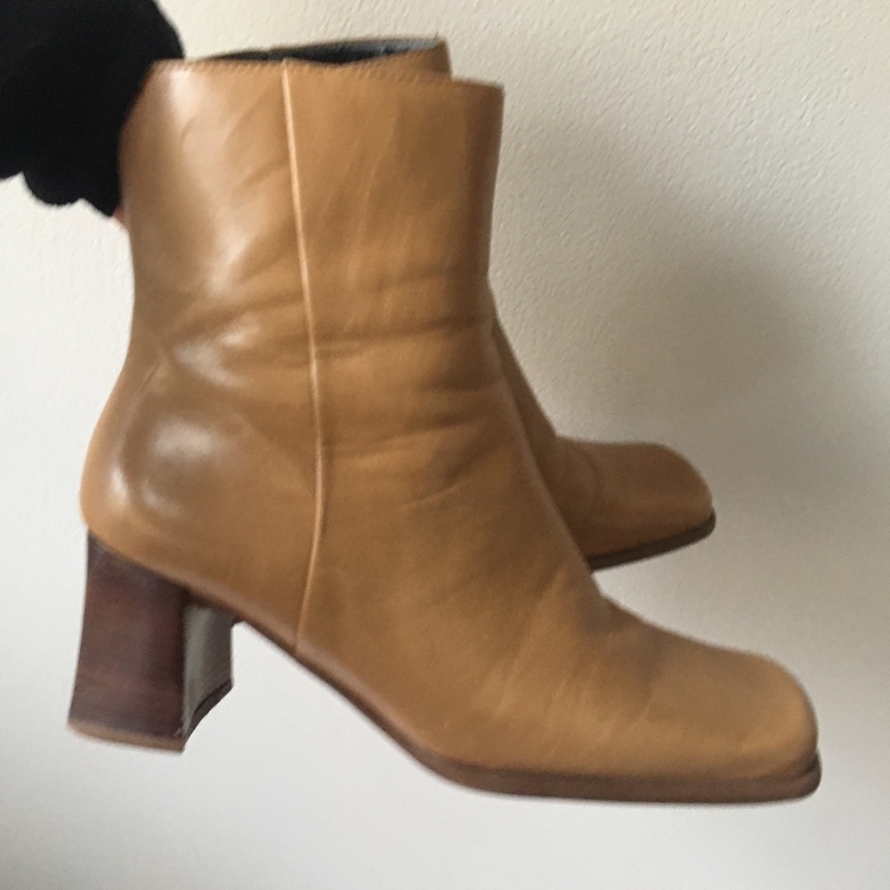 Tan nine west leather boots